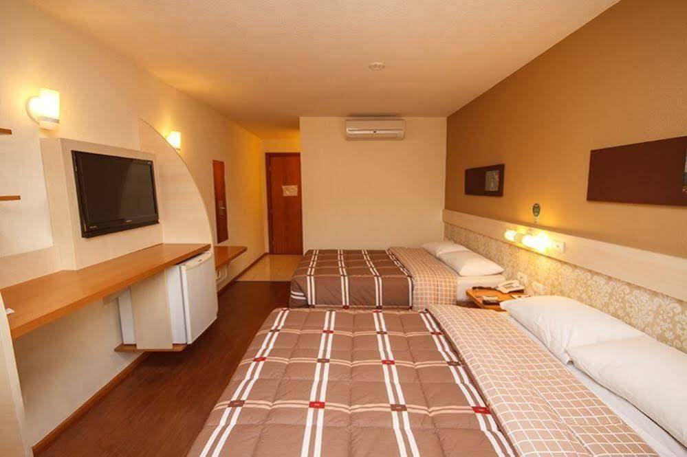 Hotel 10 Uniao Da Vitoria Exterior foto
